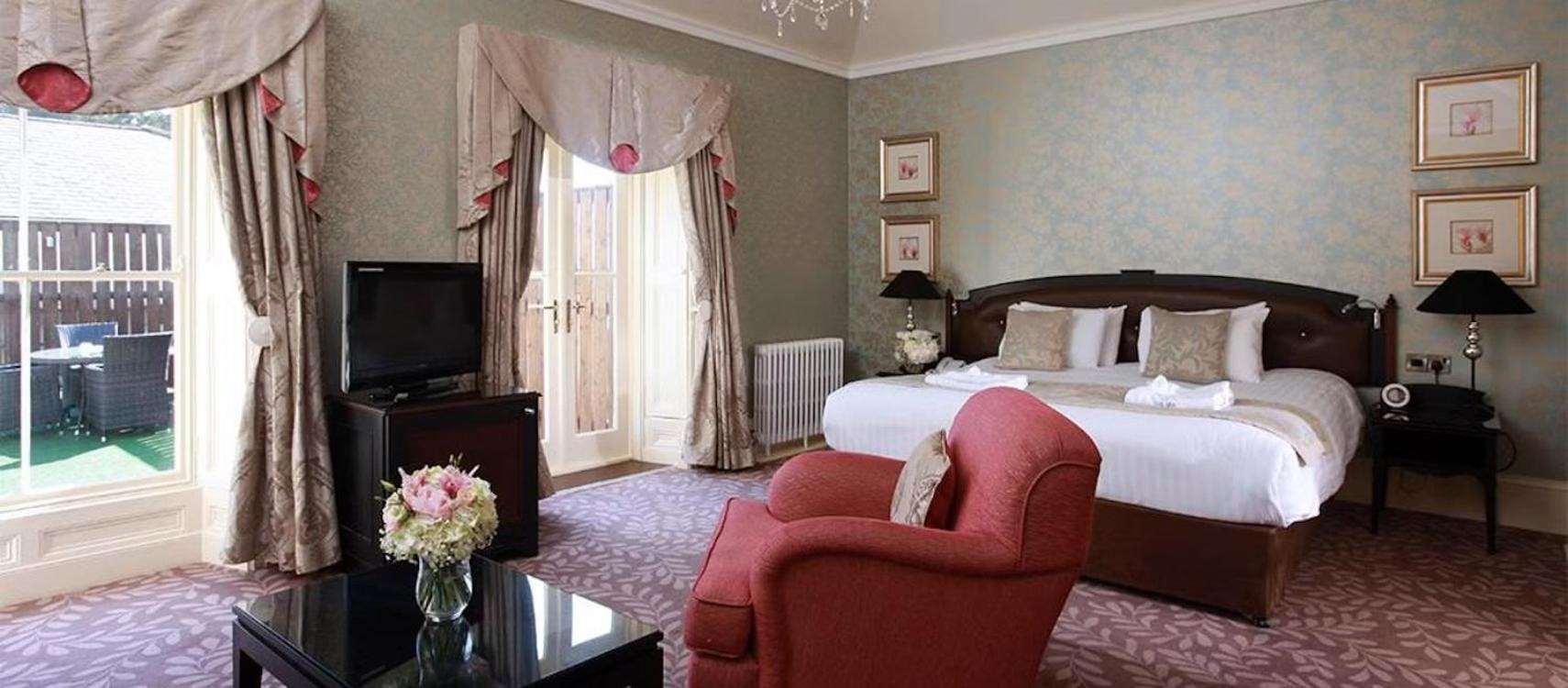 Deluxe Suite